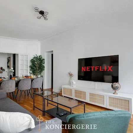 Apartment Avec 3 Dans Le Marais Paris